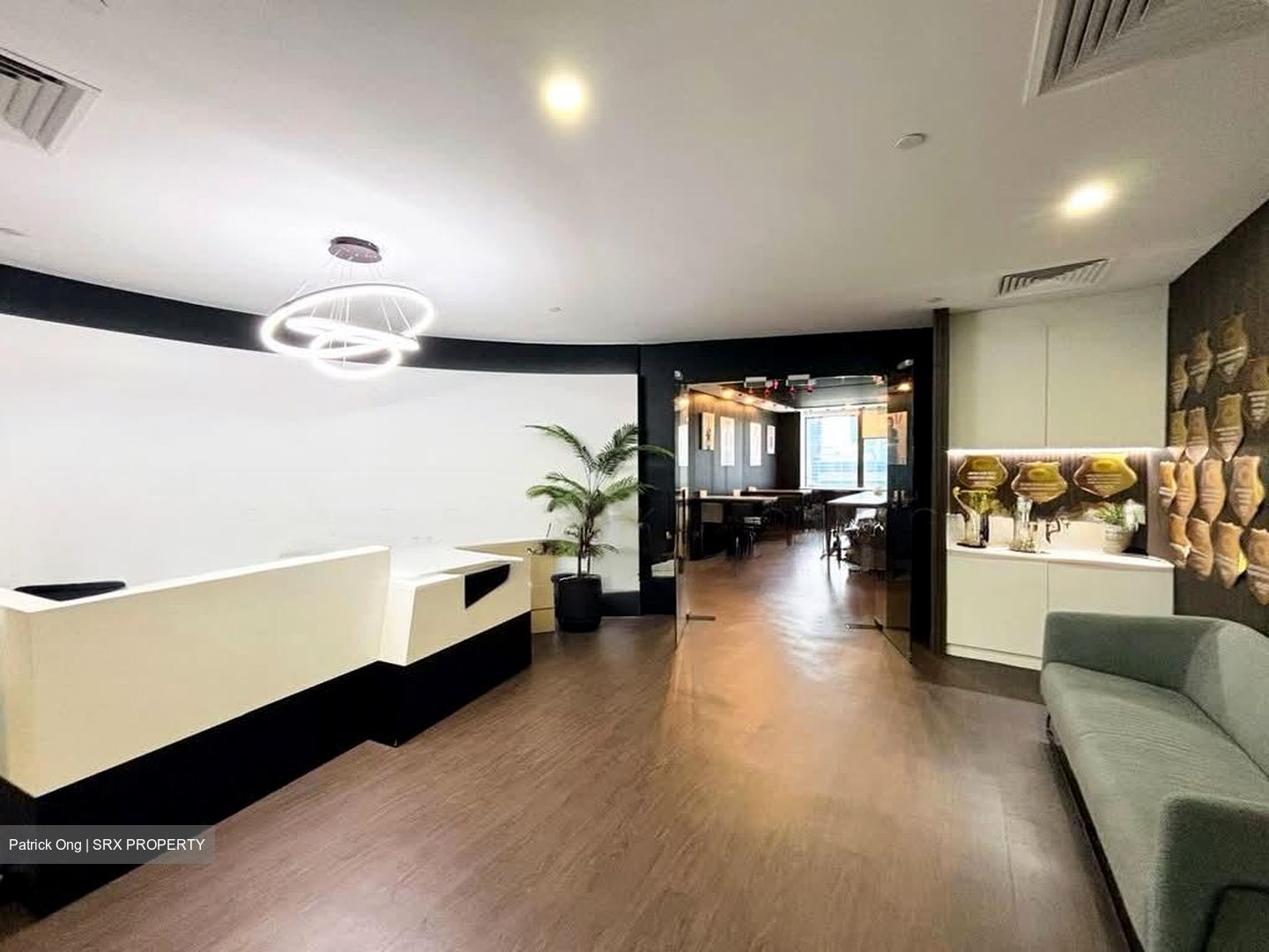 United Square (D11), Office #545140001
